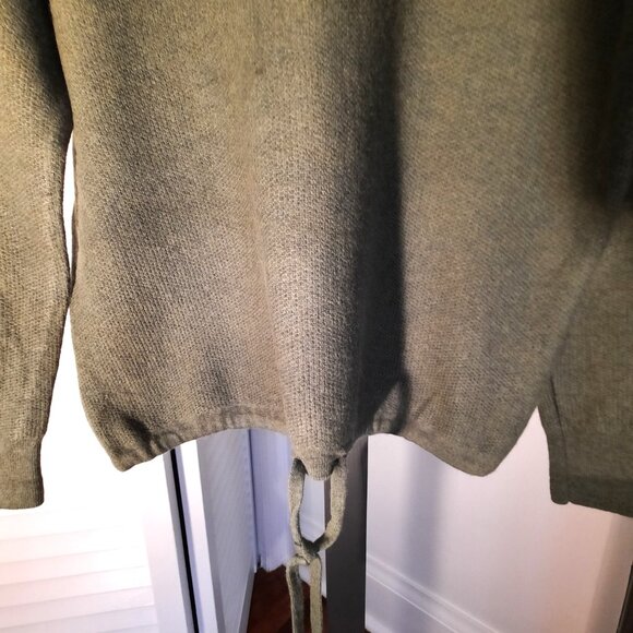 Nicole Miller sweater - Picture 2 of 4